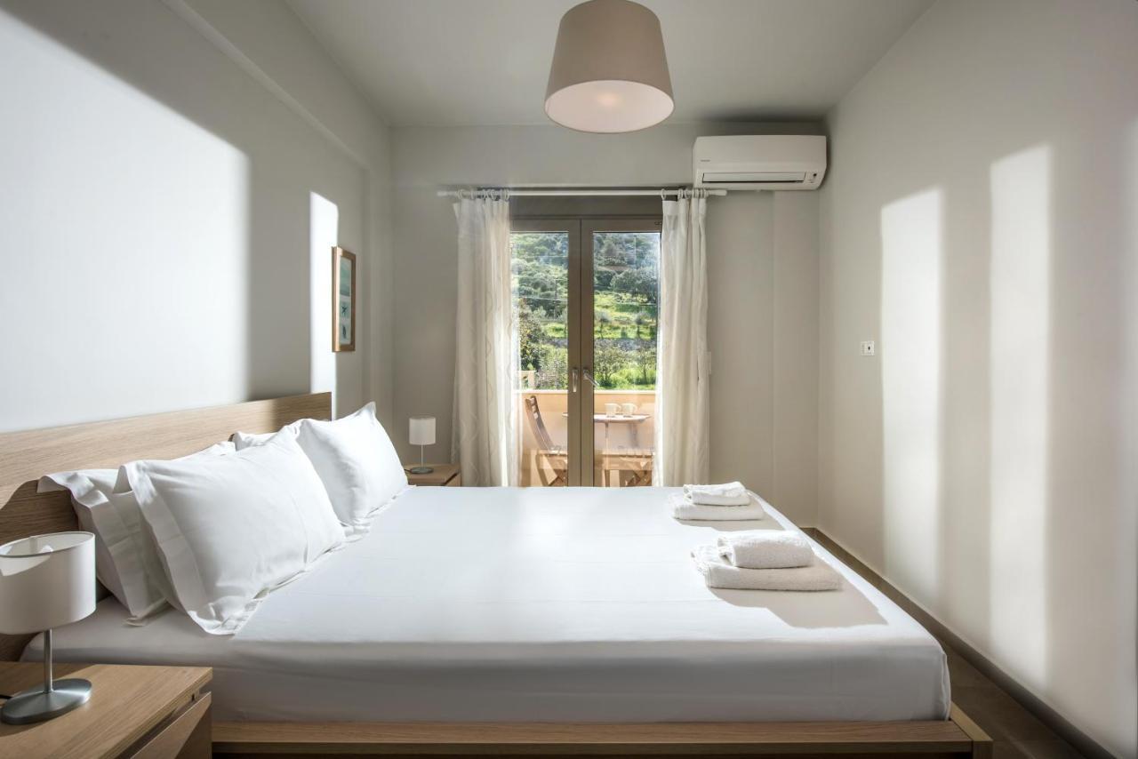 Caravel Apartments Stalis ภายนอก รูปภาพ